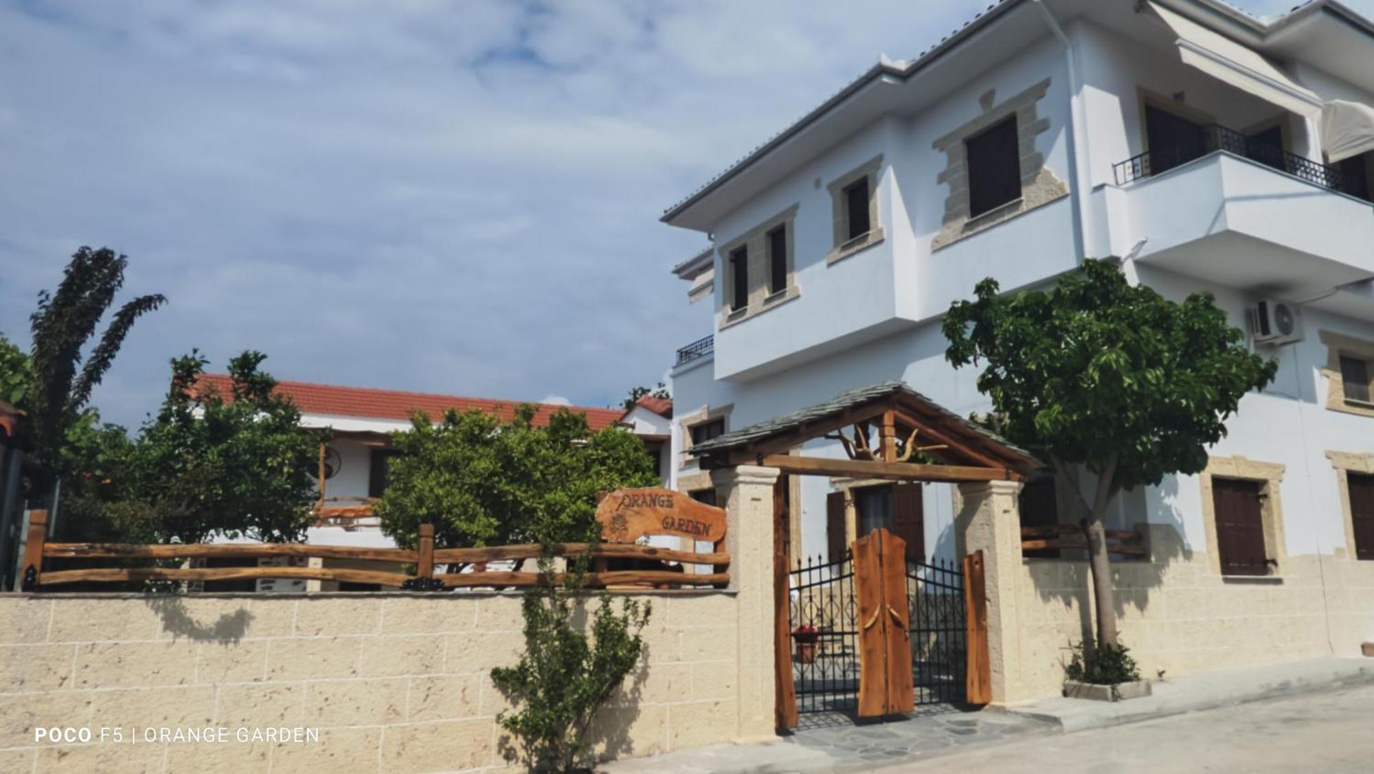 Orange Garden Loft Apartment Kala Nera Exterior photo